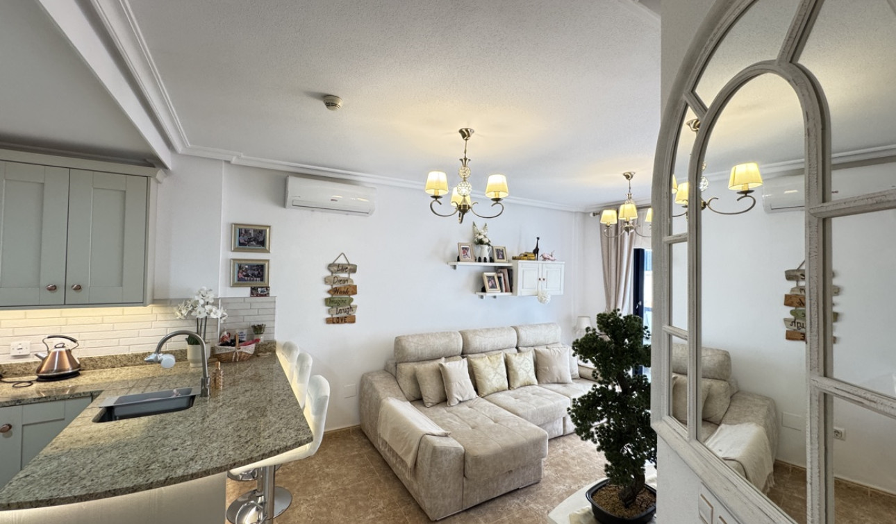 Resale - Apartment / Flat - Cabo Roig