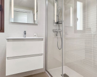 Resale - Apartment / Flat - Cartagena - Playa Honda-Playa Paraíso