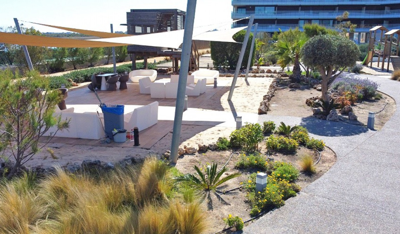 Resale - Apartment / Flat - Cartagena - Playa Honda-Playa Paraíso