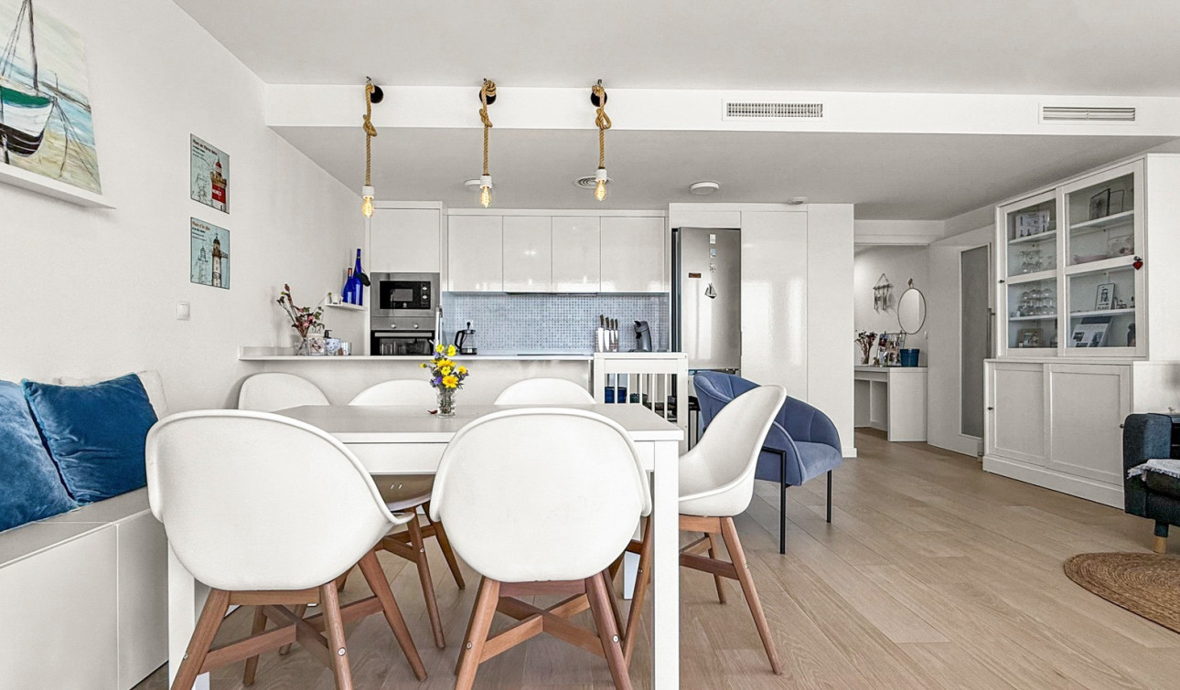 Resale - Apartment / Flat - Cartagena - Playa Honda-Playa Paraíso