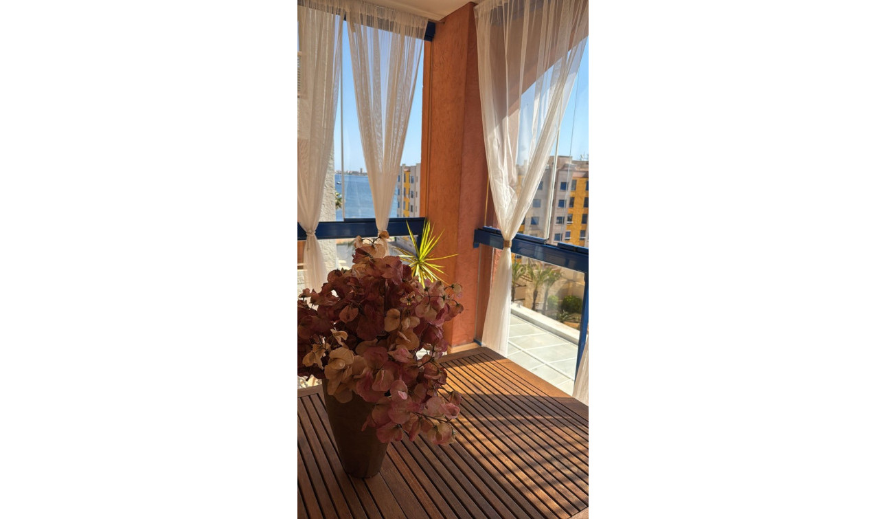 Resale - Apartment / Flat - Cartagena - Playa Honda