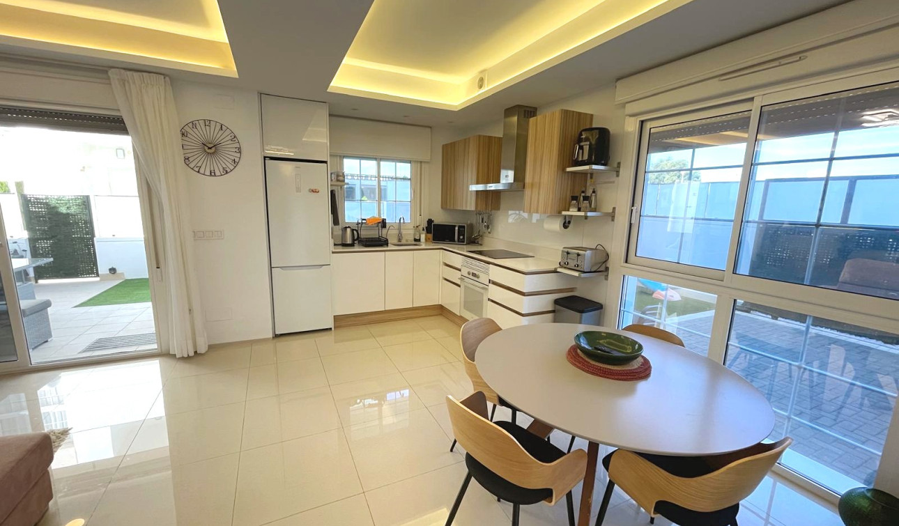 Resale - Apartment / Flat - Ciudad Quesada - Doña Pena