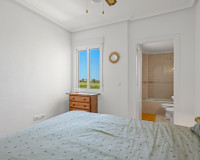 Resale - Apartment / Flat - Daya Nueva - Costa Blanca South