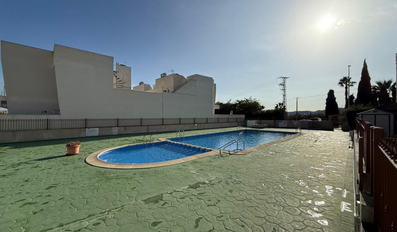 Resale - Apartment / Flat - Daya Vieja