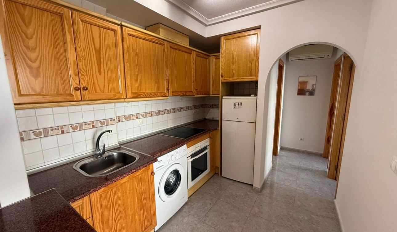 Resale - Apartment / Flat - Daya Vieja