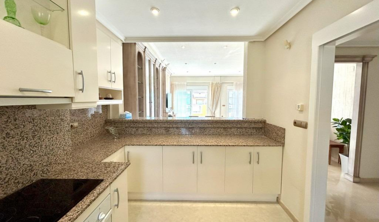 Resale - Apartment / Flat - Dehesa de Campoamor - Campoamor