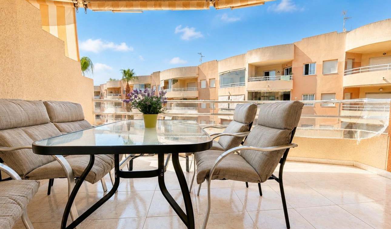 Resale - Apartment / Flat - Dehesa de Campoamor - Campoamor