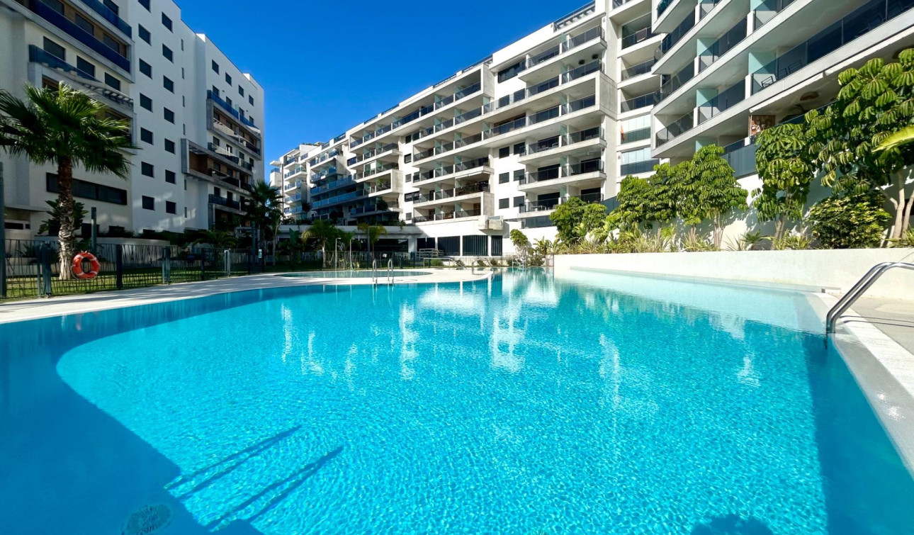 Resale - Apartment / Flat - Dehesa de Campoamor - Campoamor