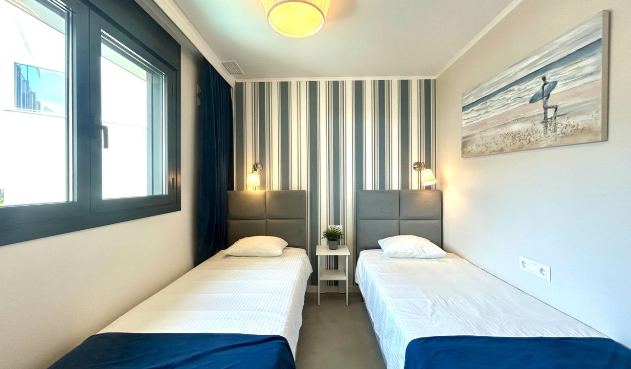 Resale - Apartment / Flat - Dehesa de Campoamor - Campoamor