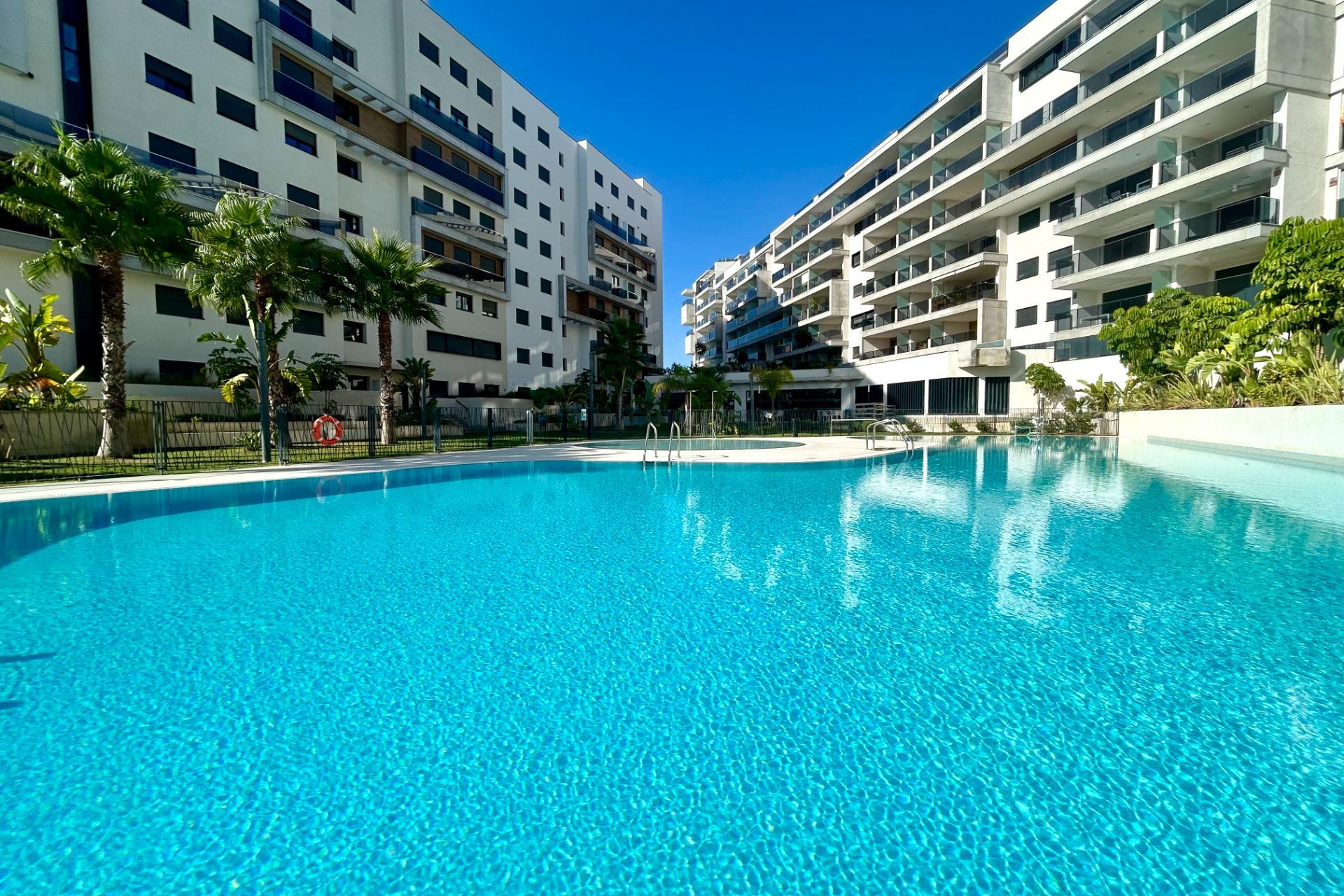 Resale - Apartment / Flat - Dehesa de Campoamor - Campoamor