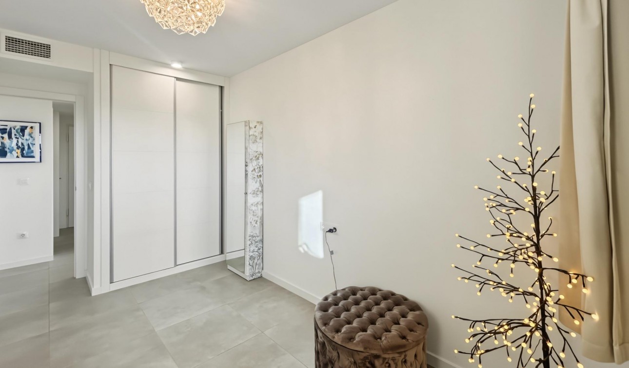 Resale - Apartment / Flat - Dehesa de Campoamor - Campoamor