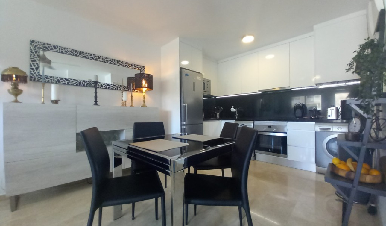 Resale - Apartment / Flat - Dehesa de Campoamor - Campoamor