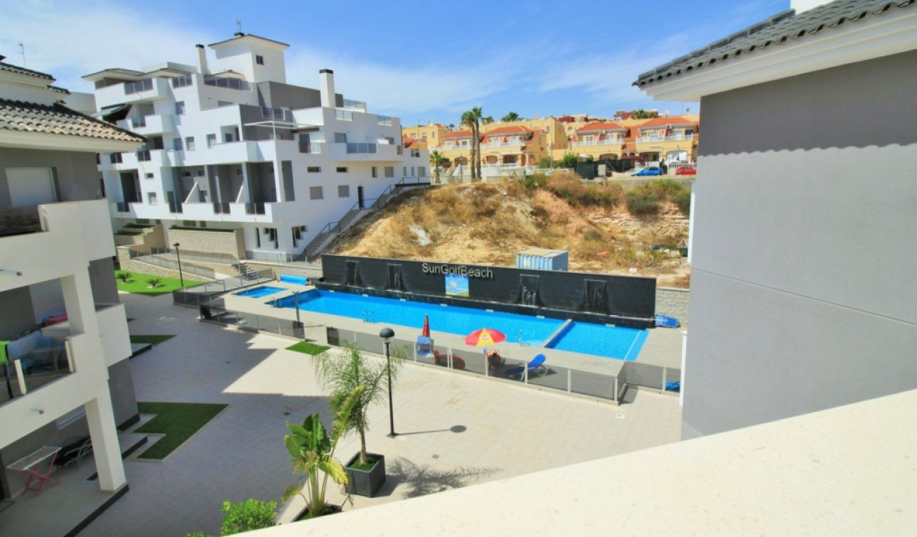 Resale - Apartment / Flat - Dehesa de Campoamor - Campoamor