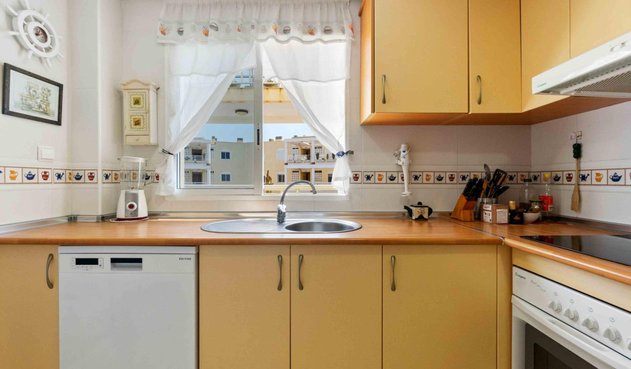 Resale - Apartment / Flat - Dehesa de Campoamor - Campoamor