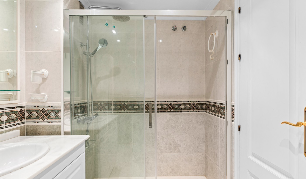 Resale - Apartment / Flat - Dehesa de Campoamor - Campoamor