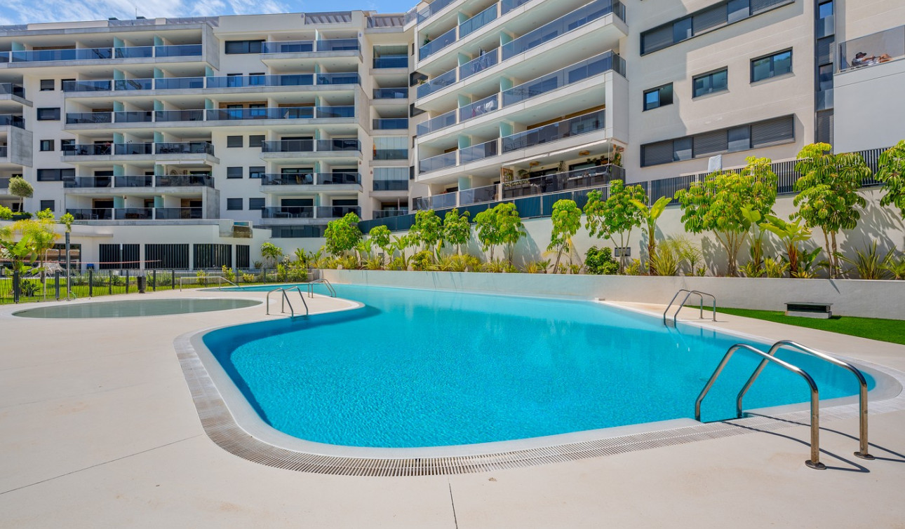 Resale - Apartment / Flat - Dehesa de Campoamor