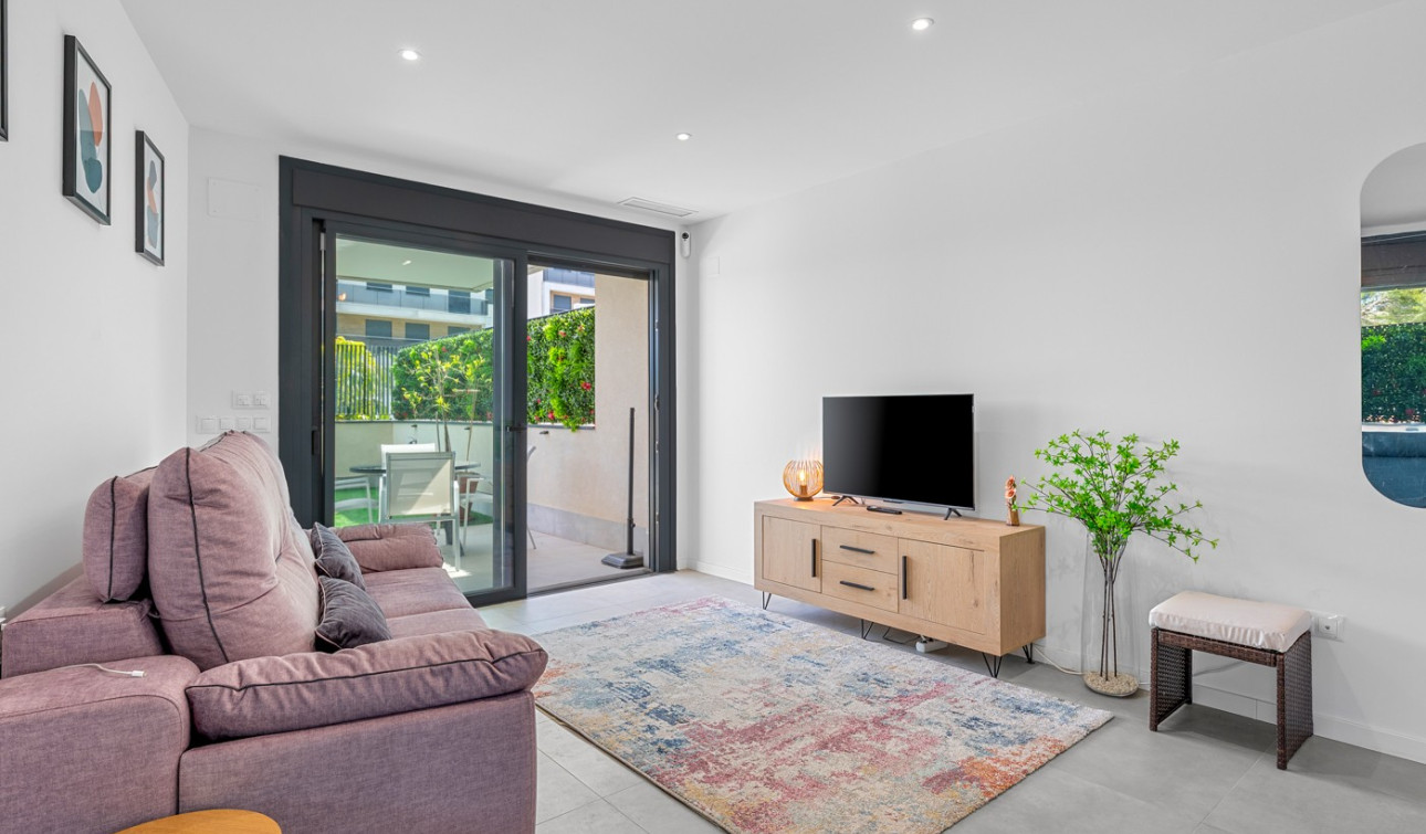 Resale - Apartment / Flat - Dehesa de Campoamor
