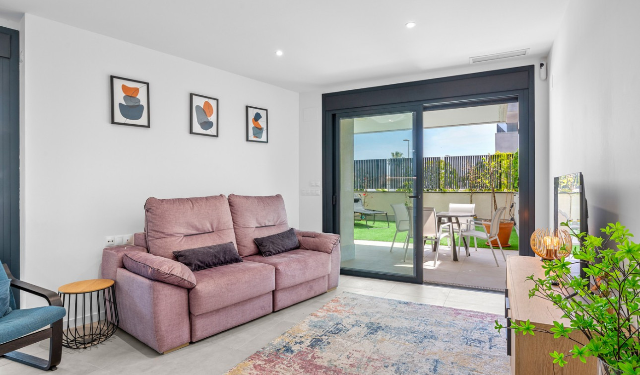 Resale - Apartment / Flat - Dehesa de Campoamor