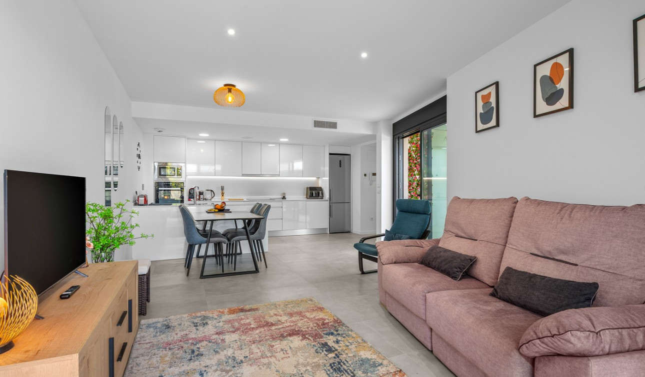 Resale - Apartment / Flat - Dehesa de Campoamor