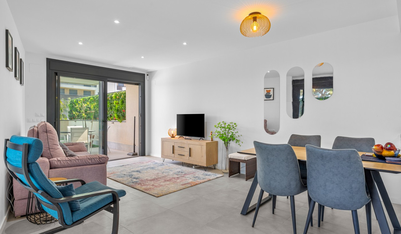 Resale - Apartment / Flat - Dehesa de Campoamor
