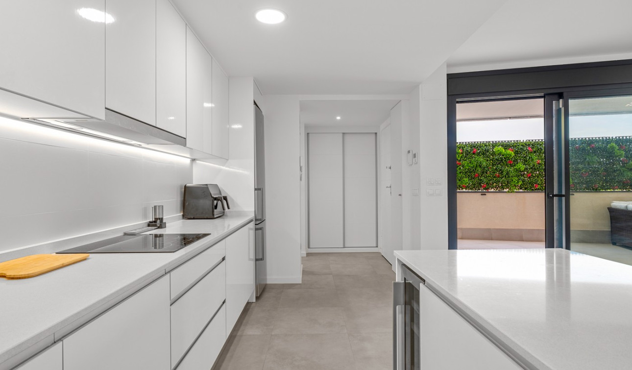 Resale - Apartment / Flat - Dehesa de Campoamor