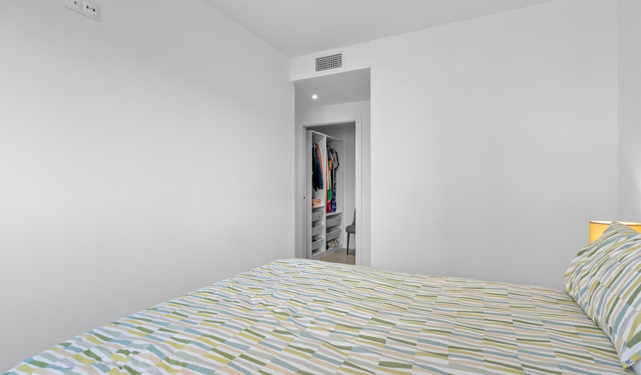 Resale - Apartment / Flat - Dehesa de Campoamor