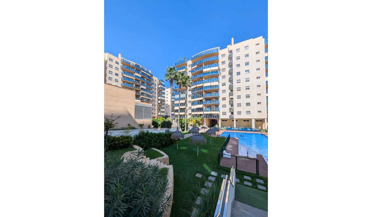 Resale - Apartment / Flat - El Campello - Campello