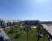 Resale - Apartment / Flat - El Raso