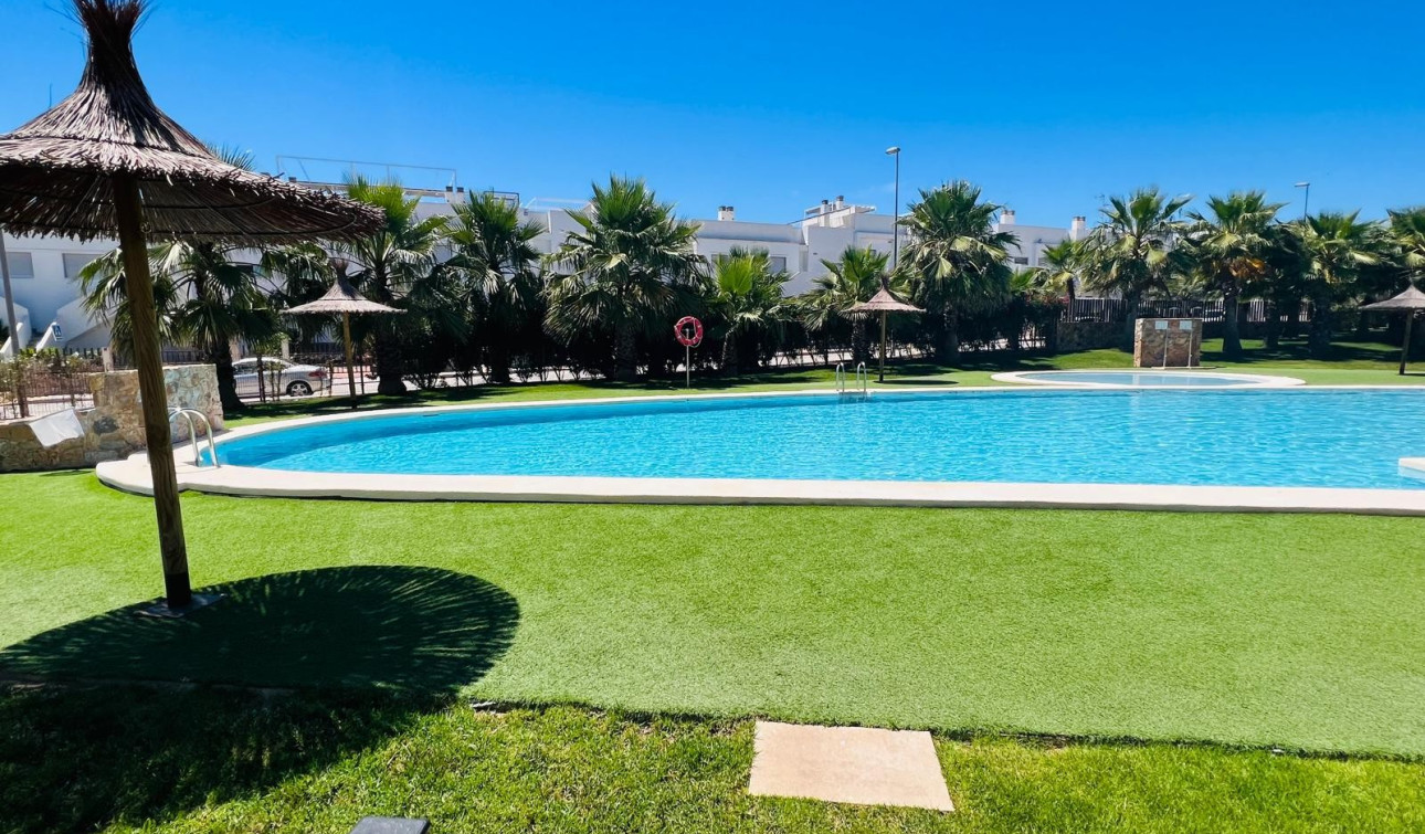 Resale - Apartment / Flat - Entre Naranjos - Entre Naranjos - Vistabella Golf