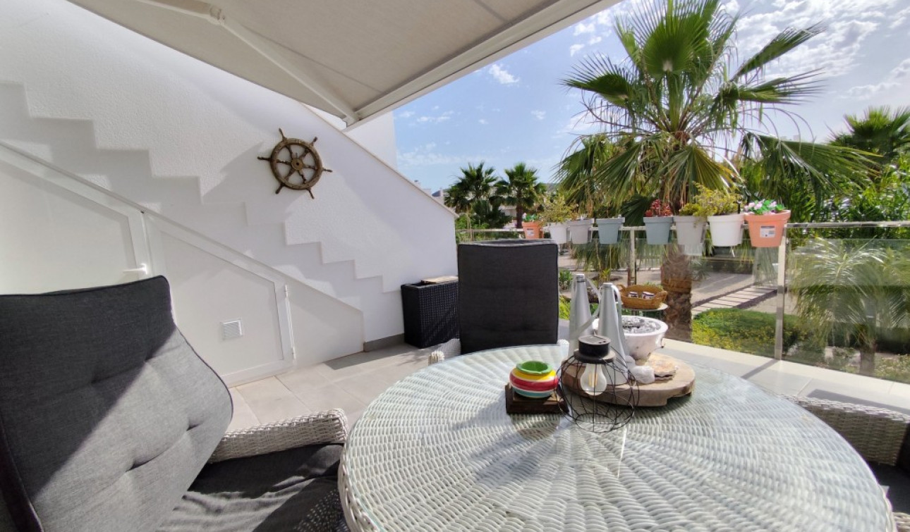 Resale - Apartment / Flat - Entre Naranjos - Vistabella Golf