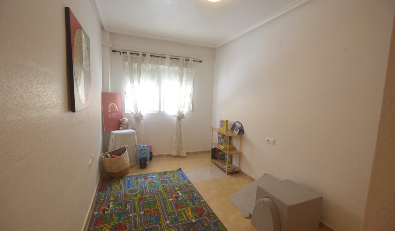 Resale - Apartment / Flat - Formentera del Segura