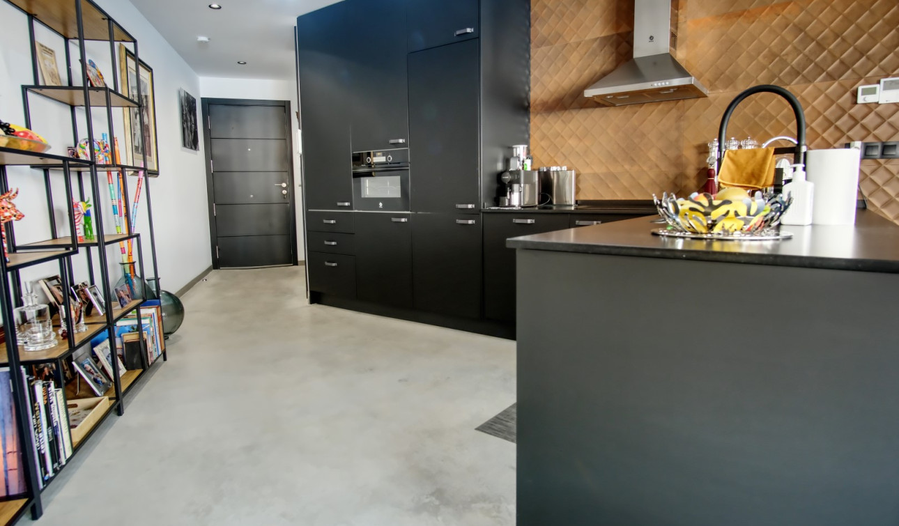 Resale - Apartment / Flat - Formentera del Segura