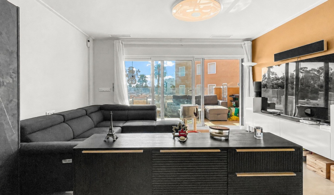 Resale - Apartment / Flat - Guardamar del Segura - El Raso