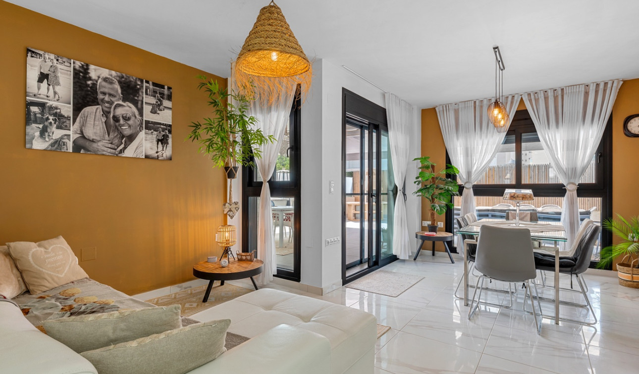 Resale - Apartment / Flat - Guardamar del Segura - Guardamar