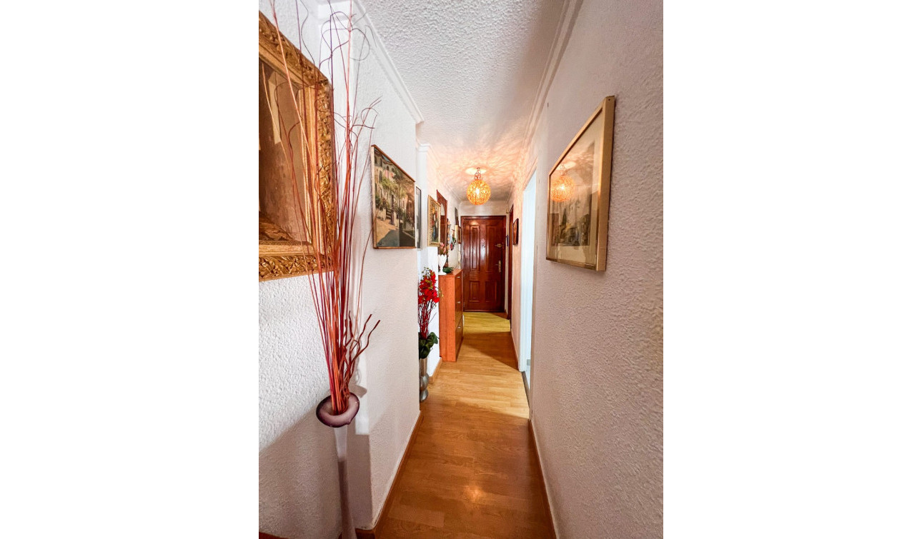 Resale - Apartment / Flat - Guardamar del Segura - Playa Centro Guardamar