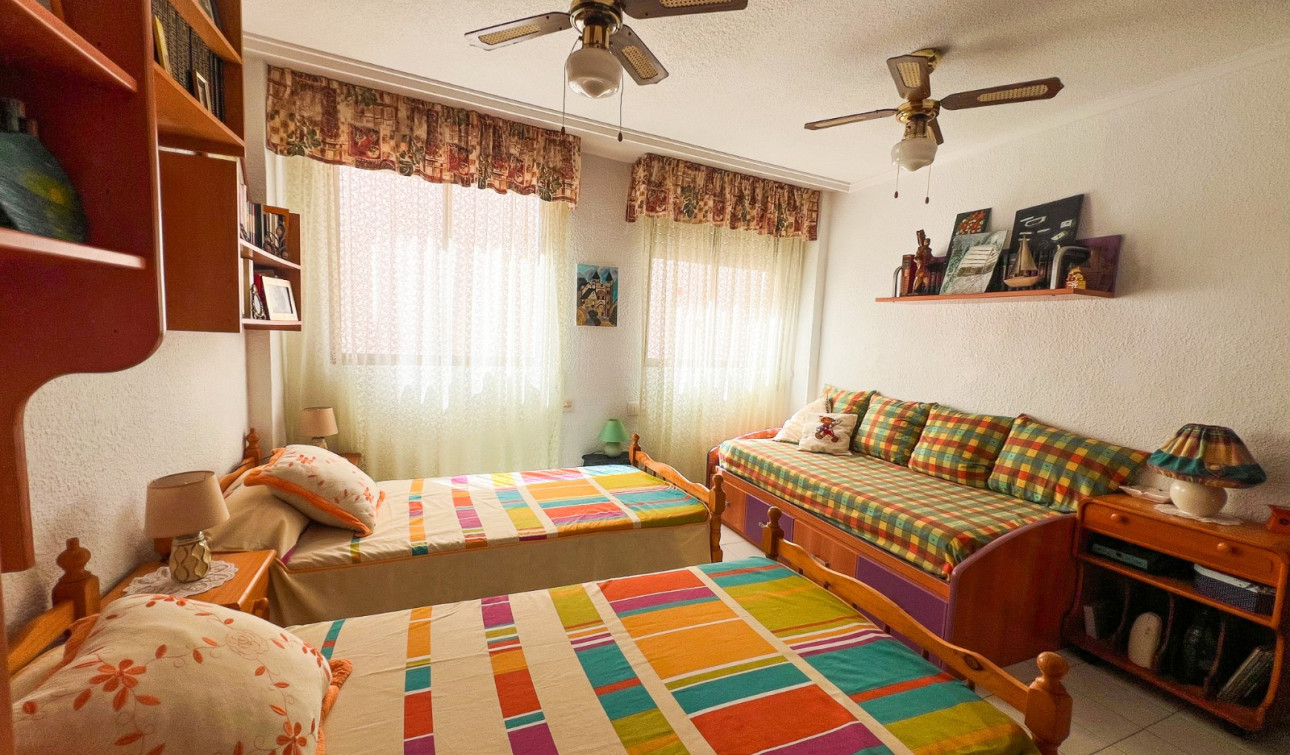 Resale - Apartment / Flat - Guardamar del Segura - Playa Centro Guardamar