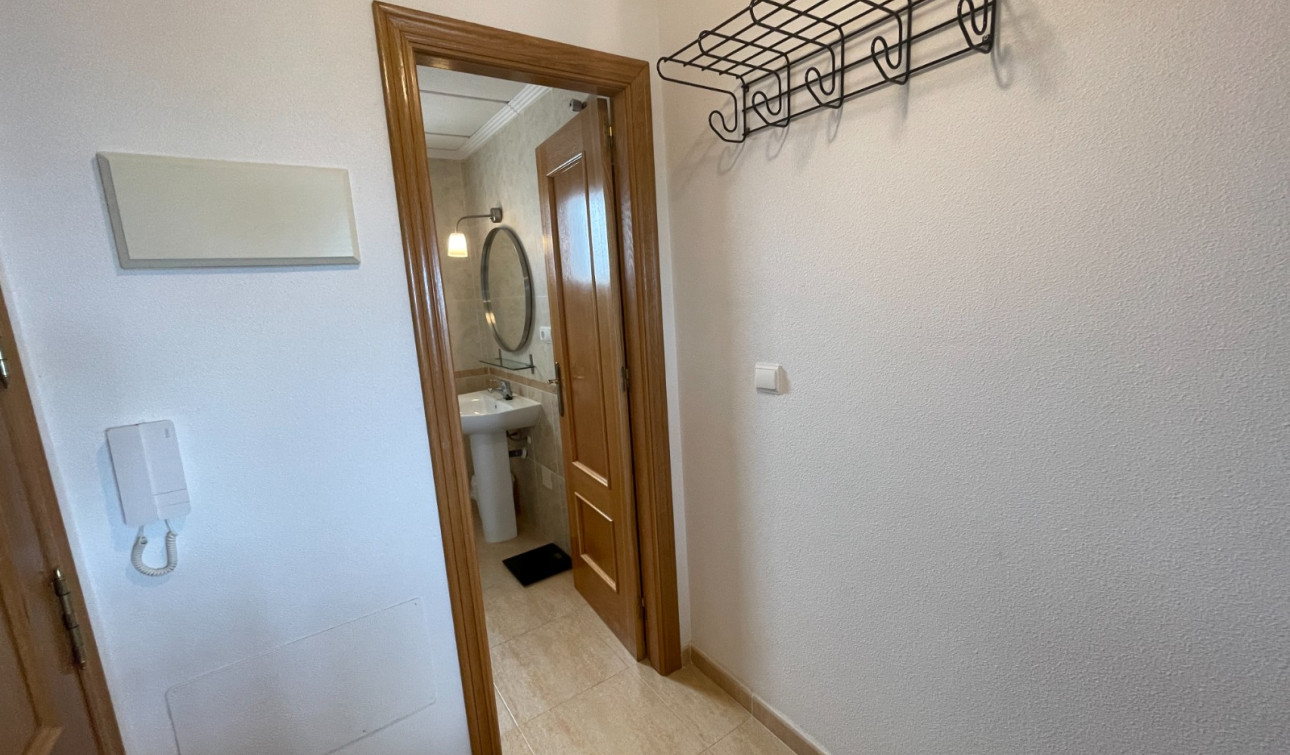 Resale - Apartment / Flat - Guardamar del Segura - Puerto Deportivo