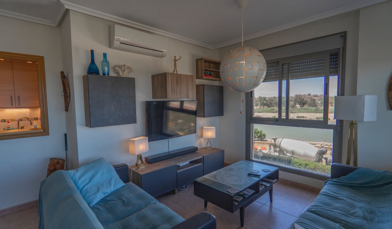 Resale - Apartment / Flat - Guardamar del Segura - Puerto Deportivo