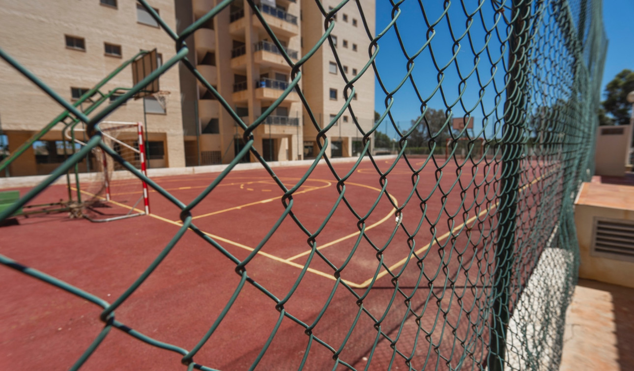 Resale - Apartment / Flat - Guardamar del Segura - Puerto Deportivo