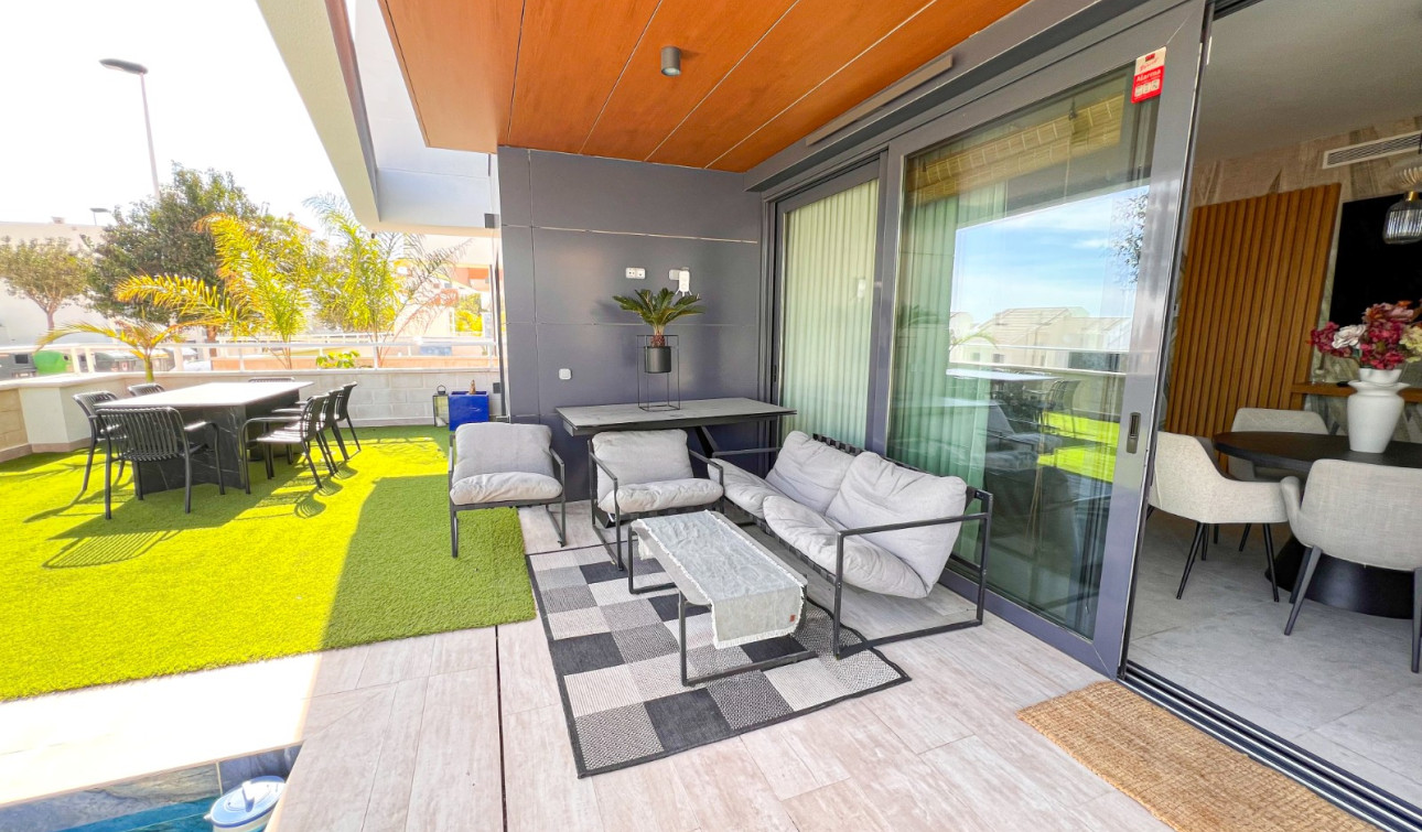 Resale - Apartment / Flat - Guardamar del Segura - Urbanizaciones