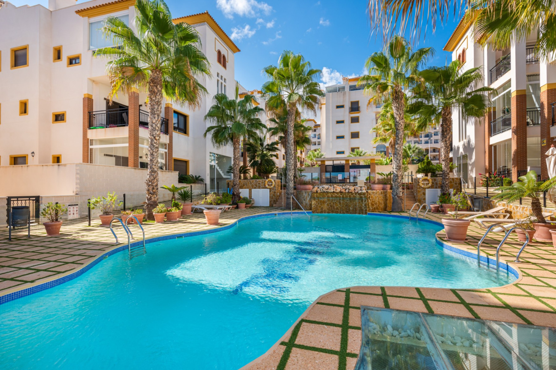 Resale - Apartment / Flat - Guardamar del Segura