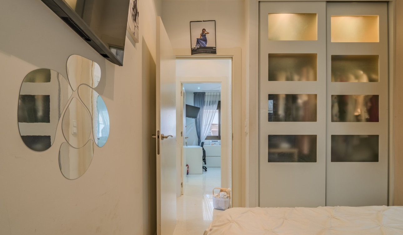 Resale - Apartment / Flat - Guardamar del Segura