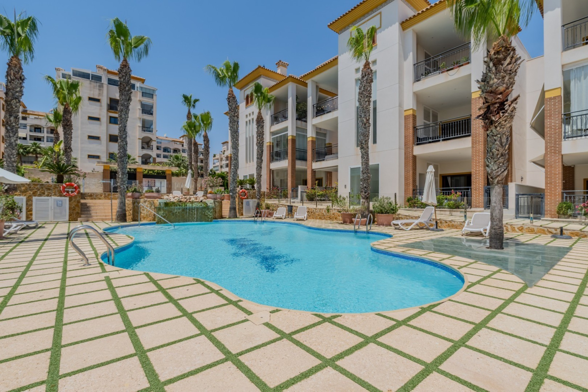 Resale - Apartment / Flat - Guardamar del Segura