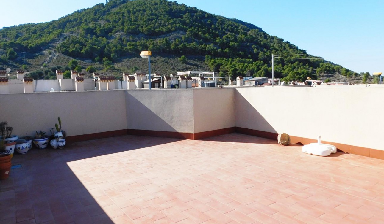 Resale - Apartment / Flat - Hurchillo