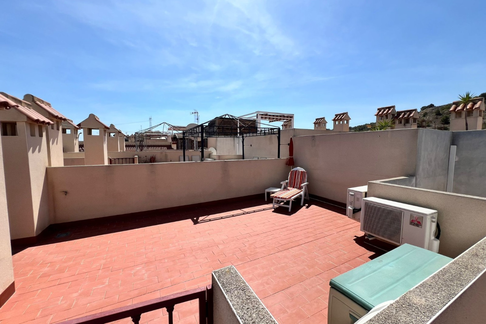 Resale - Apartment / Flat - Hurchillo