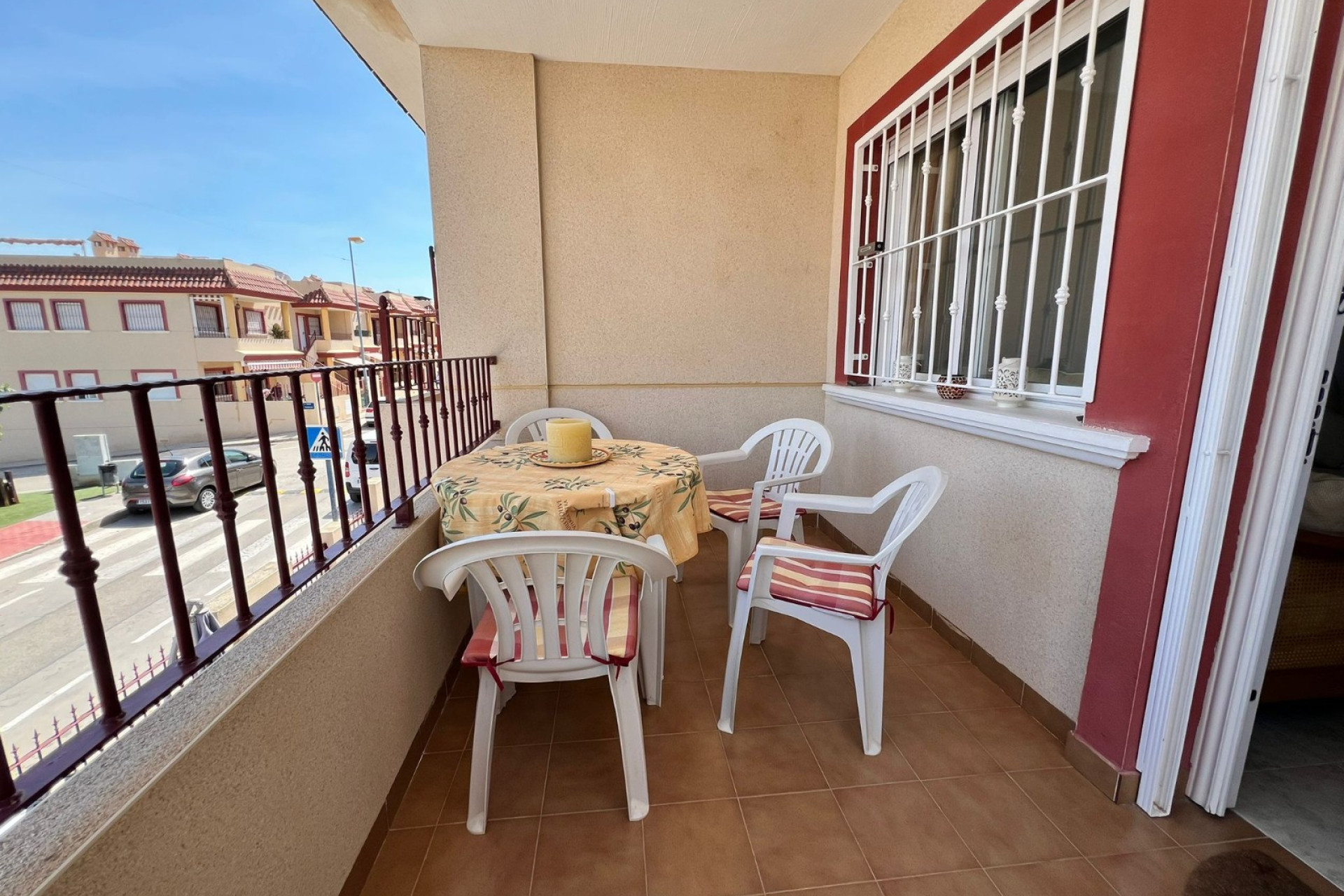 Resale - Apartment / Flat - Hurchillo