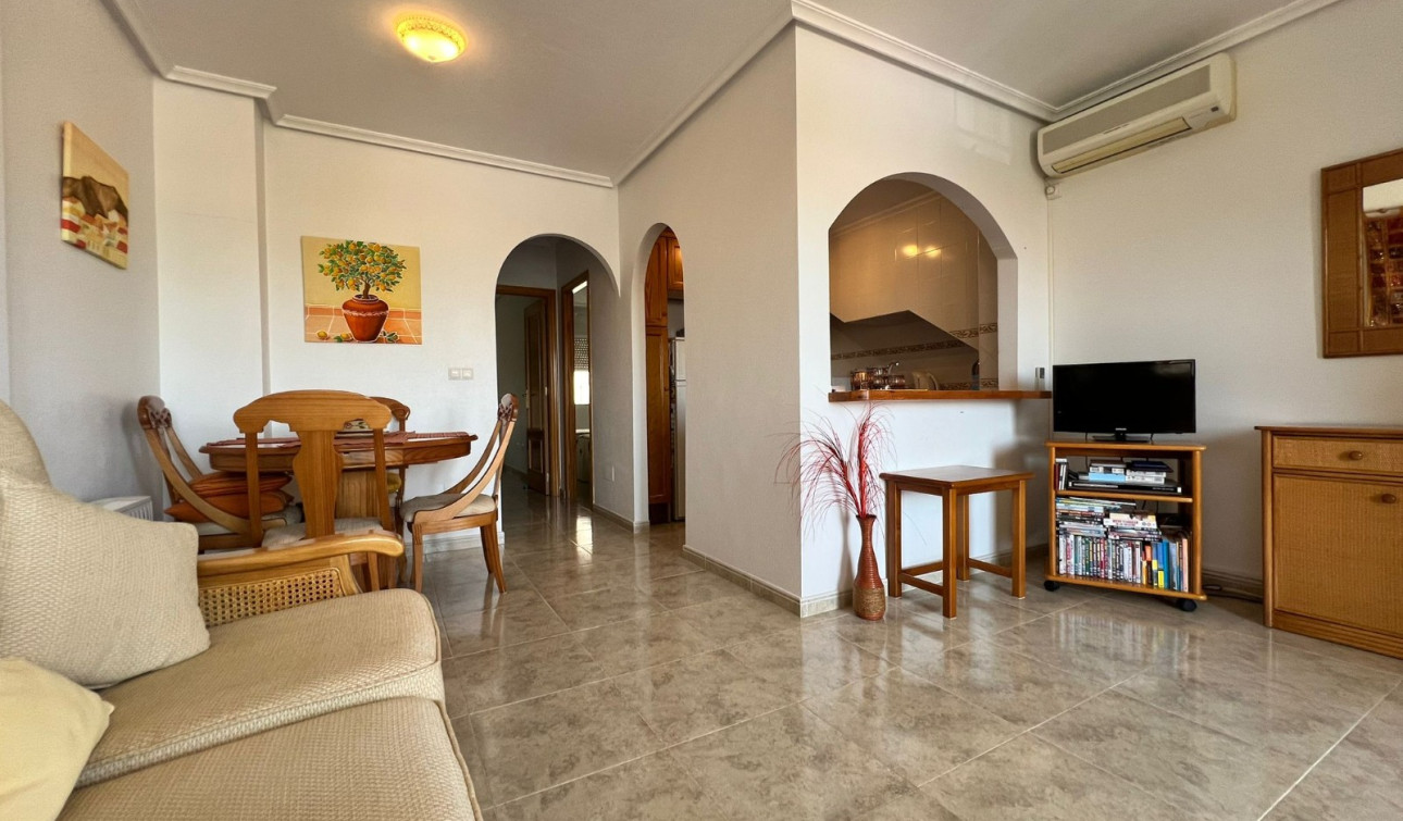 Resale - Apartment / Flat - Hurchillo