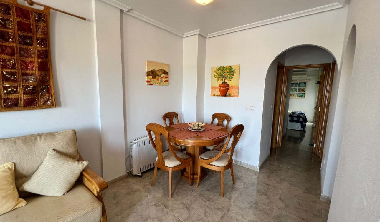 Resale - Apartment / Flat - Hurchillo