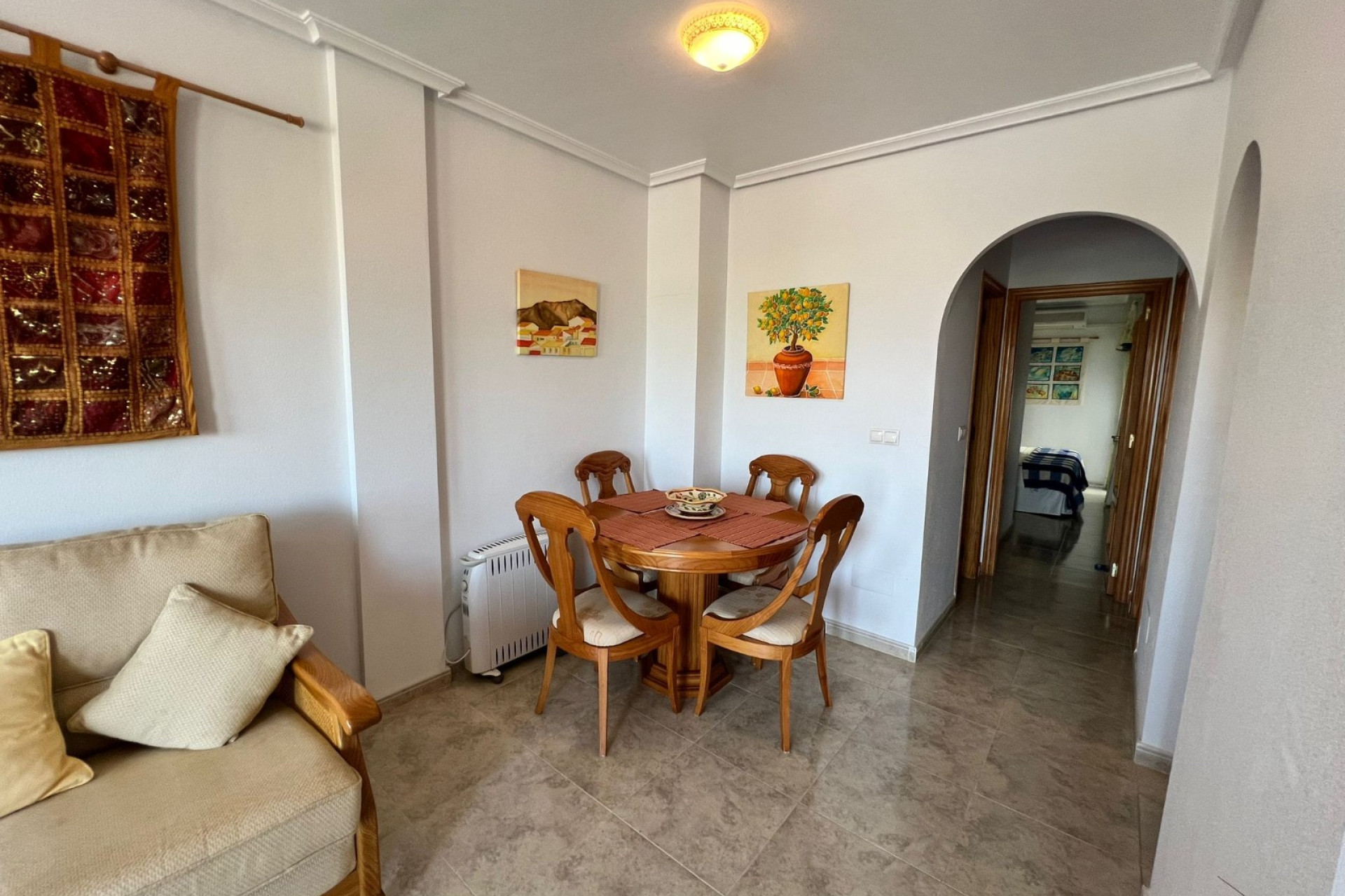 Resale - Apartment / Flat - Hurchillo