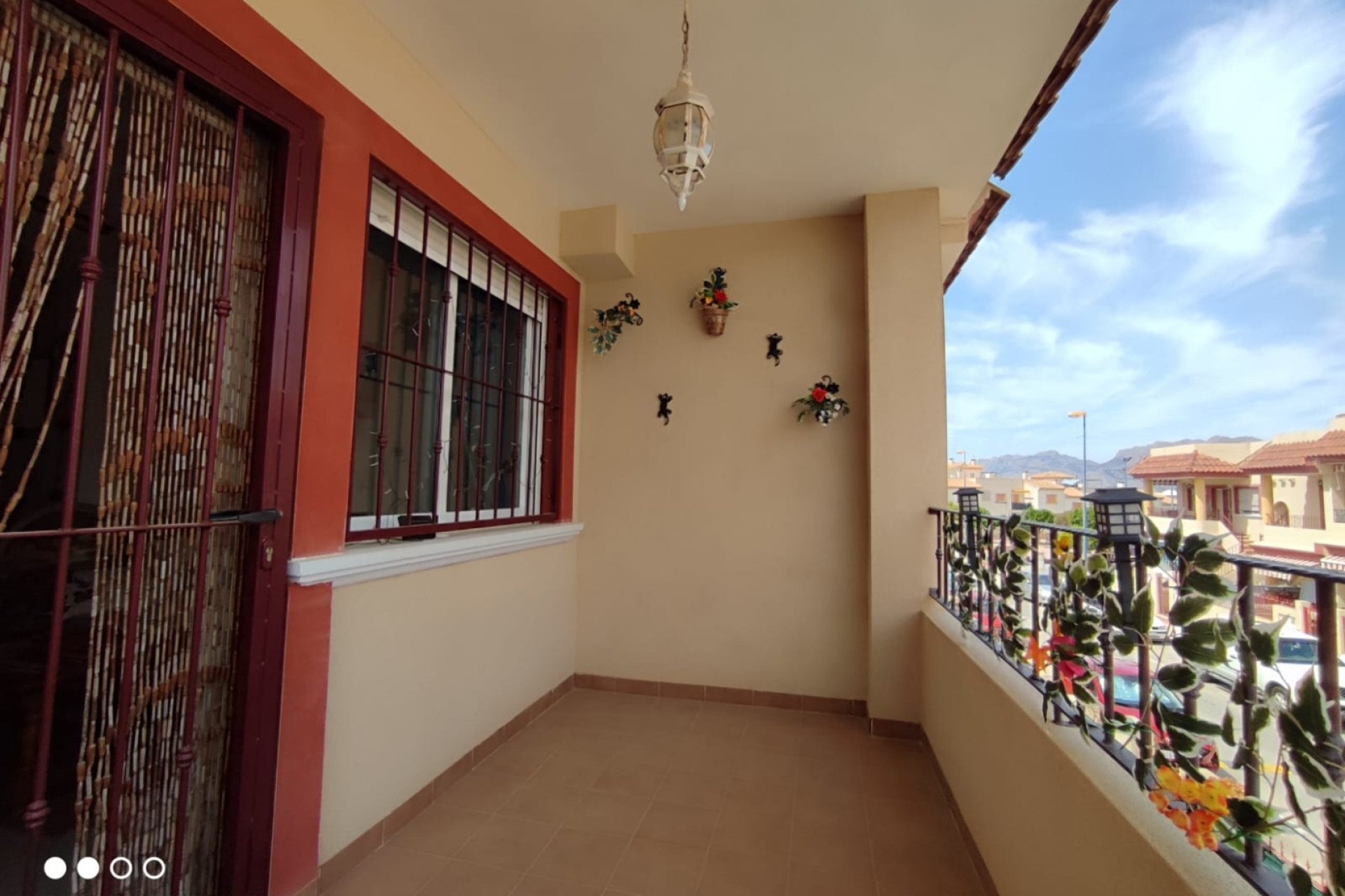 Resale - Apartment / Flat - Hurchillo